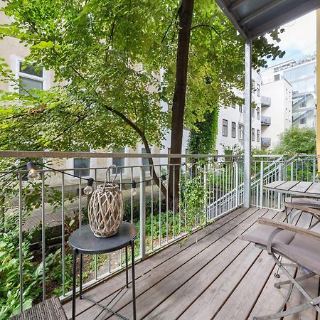 Central Vienna Apartment With Garden View Eksteriør billede