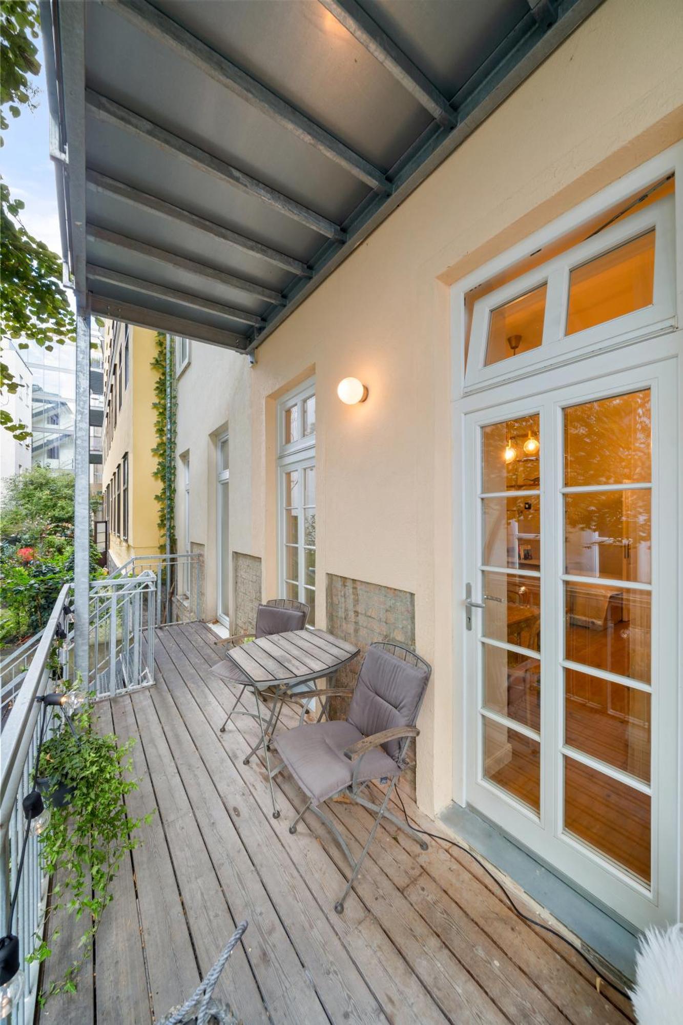 Central Vienna Apartment With Garden View Eksteriør billede